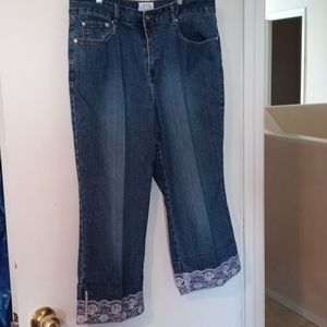 Carolina Blues Cropped Blue Jeans